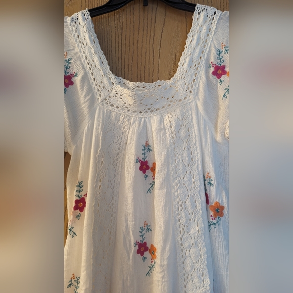 Aura Embroidery flower SZ dress - Picture 2 of 6